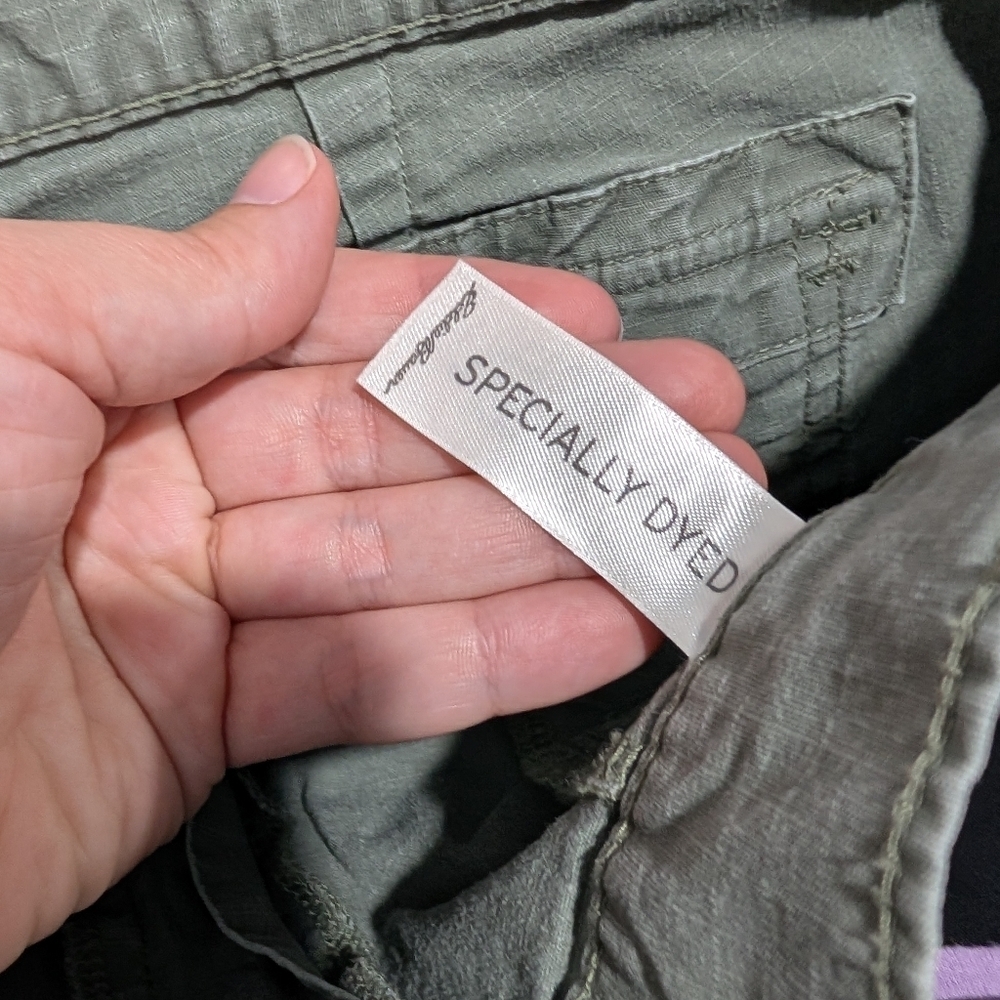 Eddie Bauer Medium Green Sage Ripstop Casual Shorts in Size 14 - Picture 10 of 12